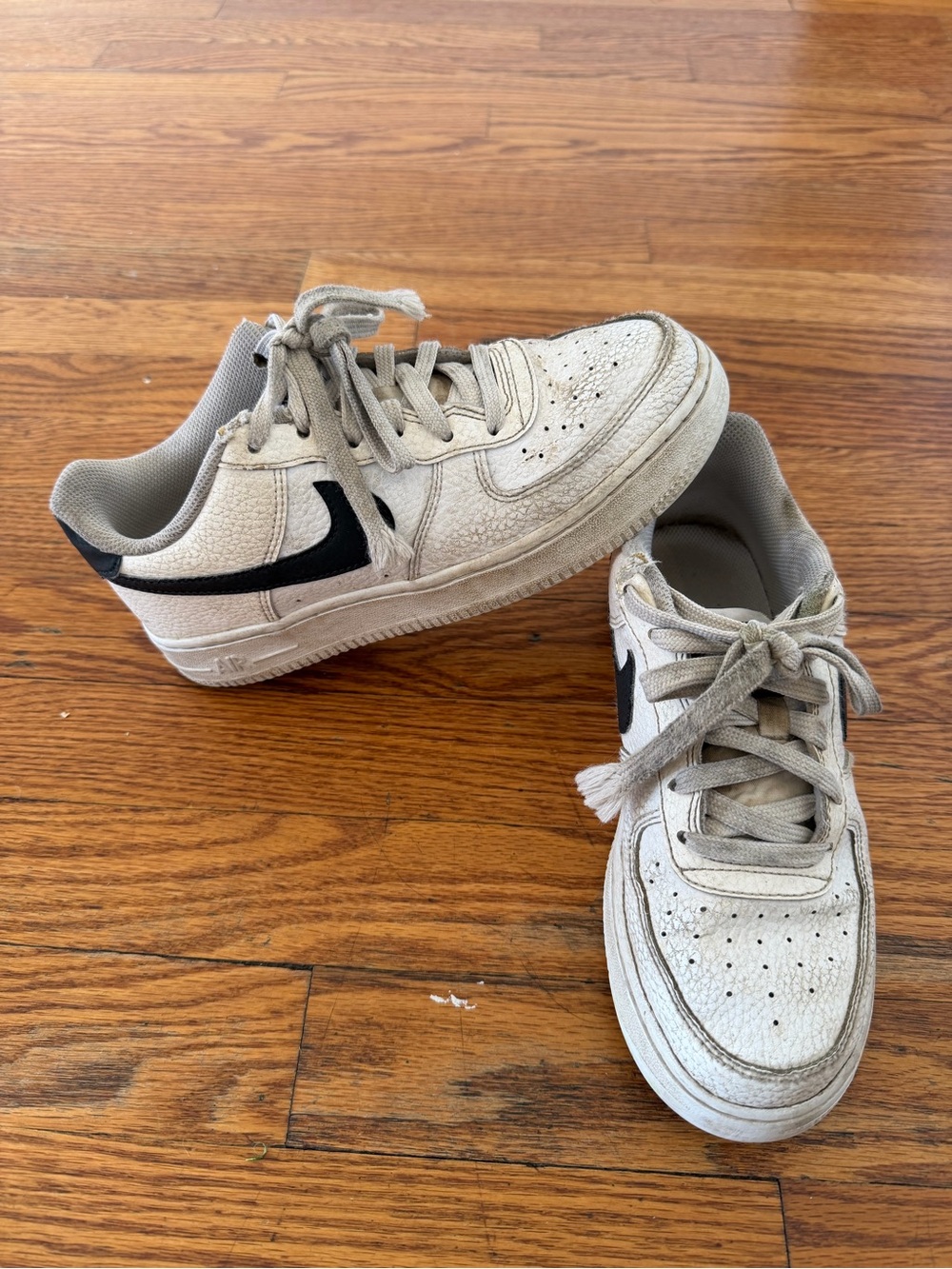 Kids force 1 White Sneakers with Black Swoosh - Comfortable Everyday Shoes